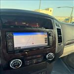Mitsubishi Pajero Full option - Image 6
