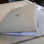 Hp elitbook in new condition - Image 3